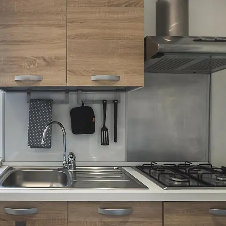 Apartman Free Netflix & Wifi Perla *