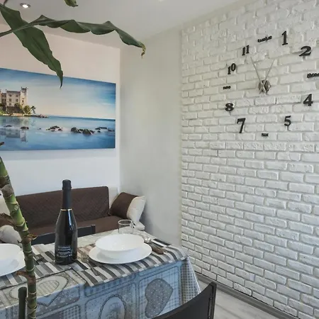 Free Netflix & Wifi Perla * Trieste